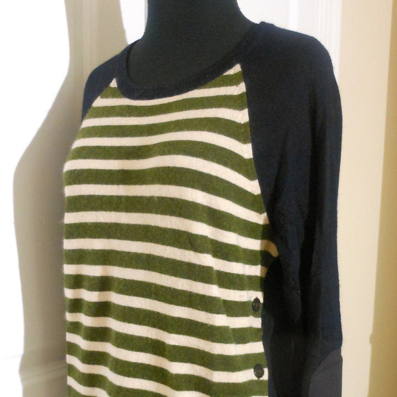 J CREW Hi-Lo Side Button Sweater M NWT $98 Stripe - Picture 3 of 5